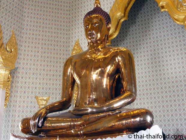 Der Goldene Buddha im Wat Traimit