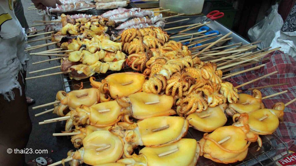 Gegrillte Tintenfische Thailand